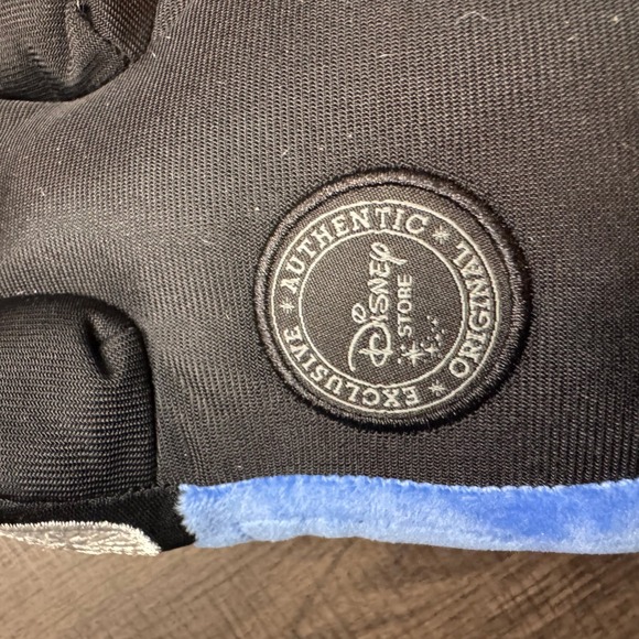 NWT Disney Pixar Cars Finn McMissile Plush Car Authentic Disney Store Exclusive - Picture 6 of 7